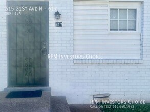Building Photo - 615 21st Ave N