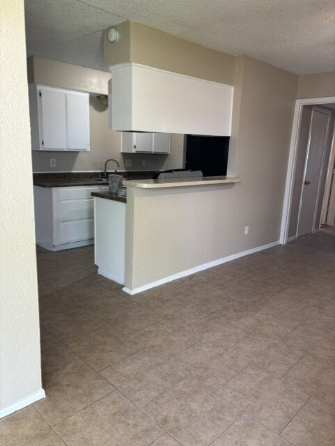 Foto del edificio - "Charming 2-Bed, 2-Bath in Haltom City – 901 Sq!"