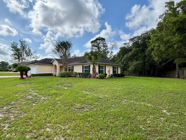 Foto del edificio - Emerald Point - Southwest Ocala | 3/2 1577 sqft