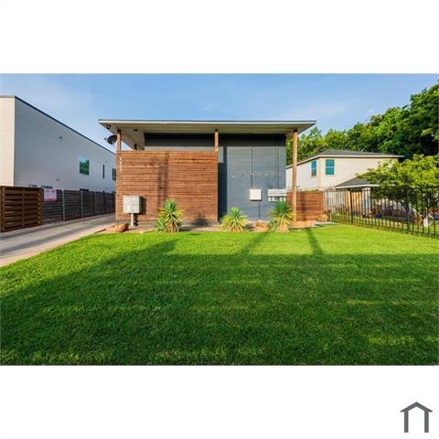 Foto del edificio - 1417 Bennett Ave