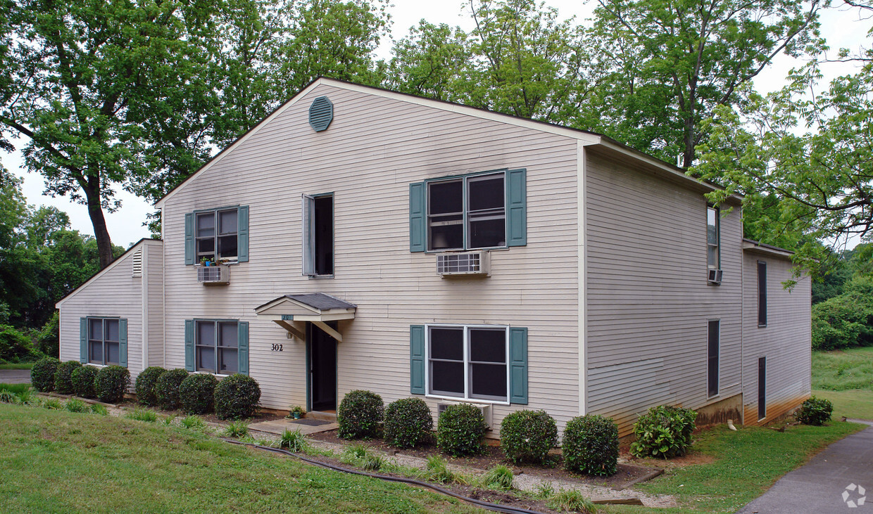 Building Photo - Carter House