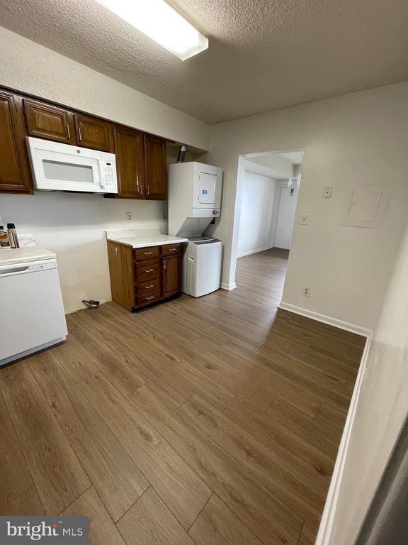 Building Photo - 3709 S George Mason Dr