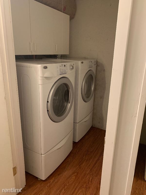 Building Photo - 2 br, 1 bath Condo - 9102 E Amherst Dr Apt A,
