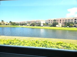 Building Photo - 1 Harbour Isle Dr E