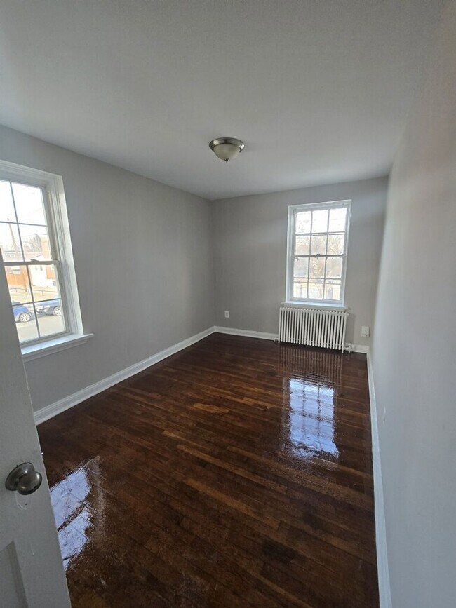 Foto del edificio - 3300 East Capitol St NE