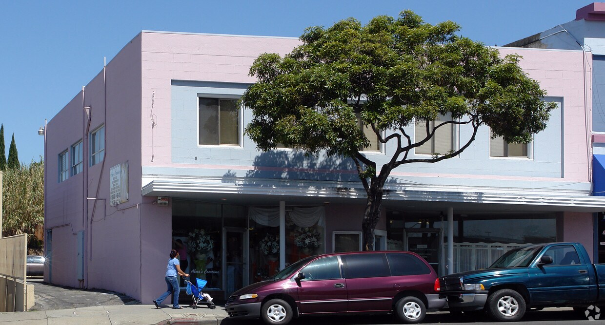 Foto del edificio - 918-920 A St