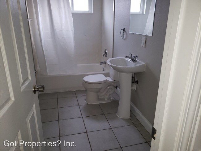 Building Photo - 7723-7747 Wild Plum Ln