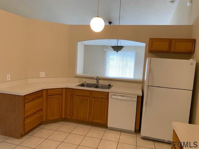 Building Photo - 82 Burroughs Dr