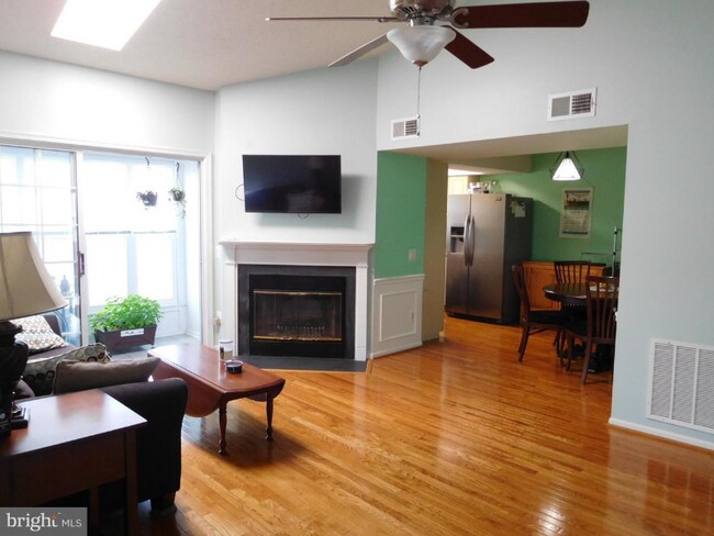 Foto del edificio - 9300 Caspian Way