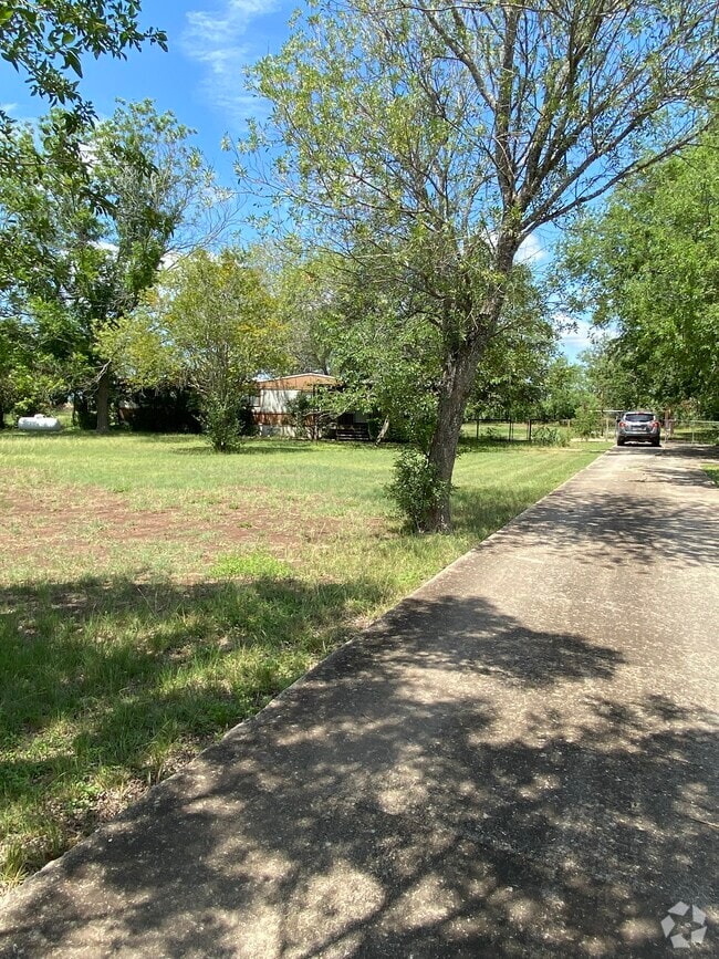 Building Photo - 16550 County Road 282