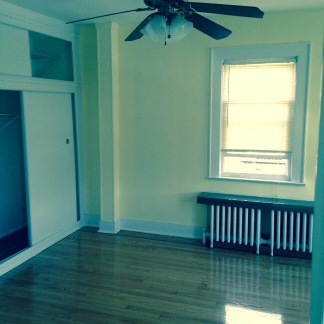 Foto del edificio - 356 Liberty Ave