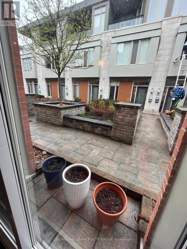 Photo principale - 356 Ravenhill Ave E