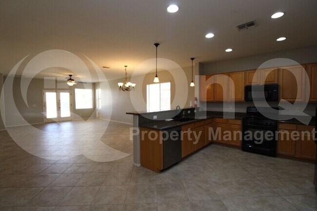Building Photo - 2782 W William Ln