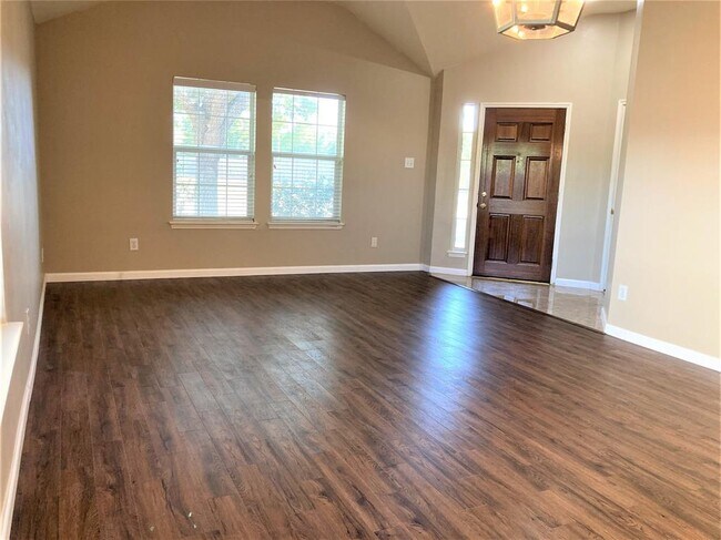 Foto del edificio - 6407 Granite Springs Ln