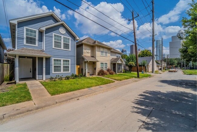 View of Downtown - 1206 Cleveland St