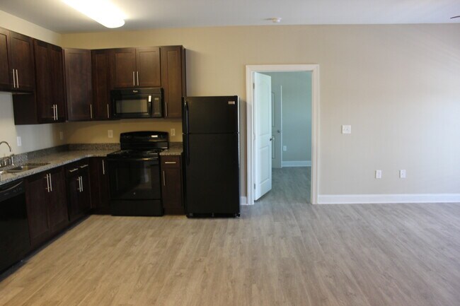 Foto del edificio - 2 Bedroom, 2 Bath Apartment for Rent