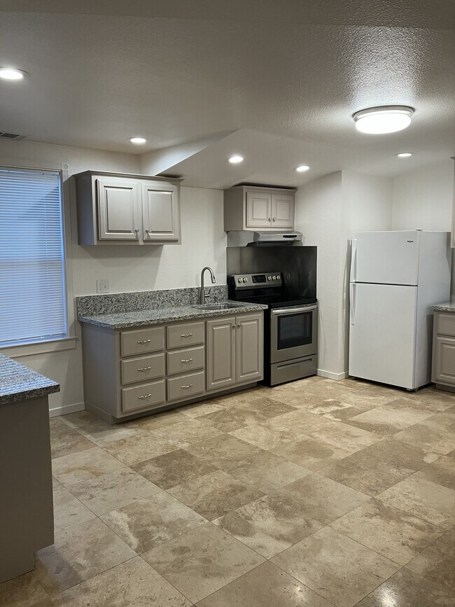 Foto del edificio - 1145 Delaware St