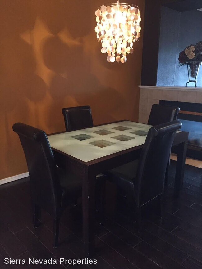 Foto del edificio - 3109 Sterling Ridge Cir