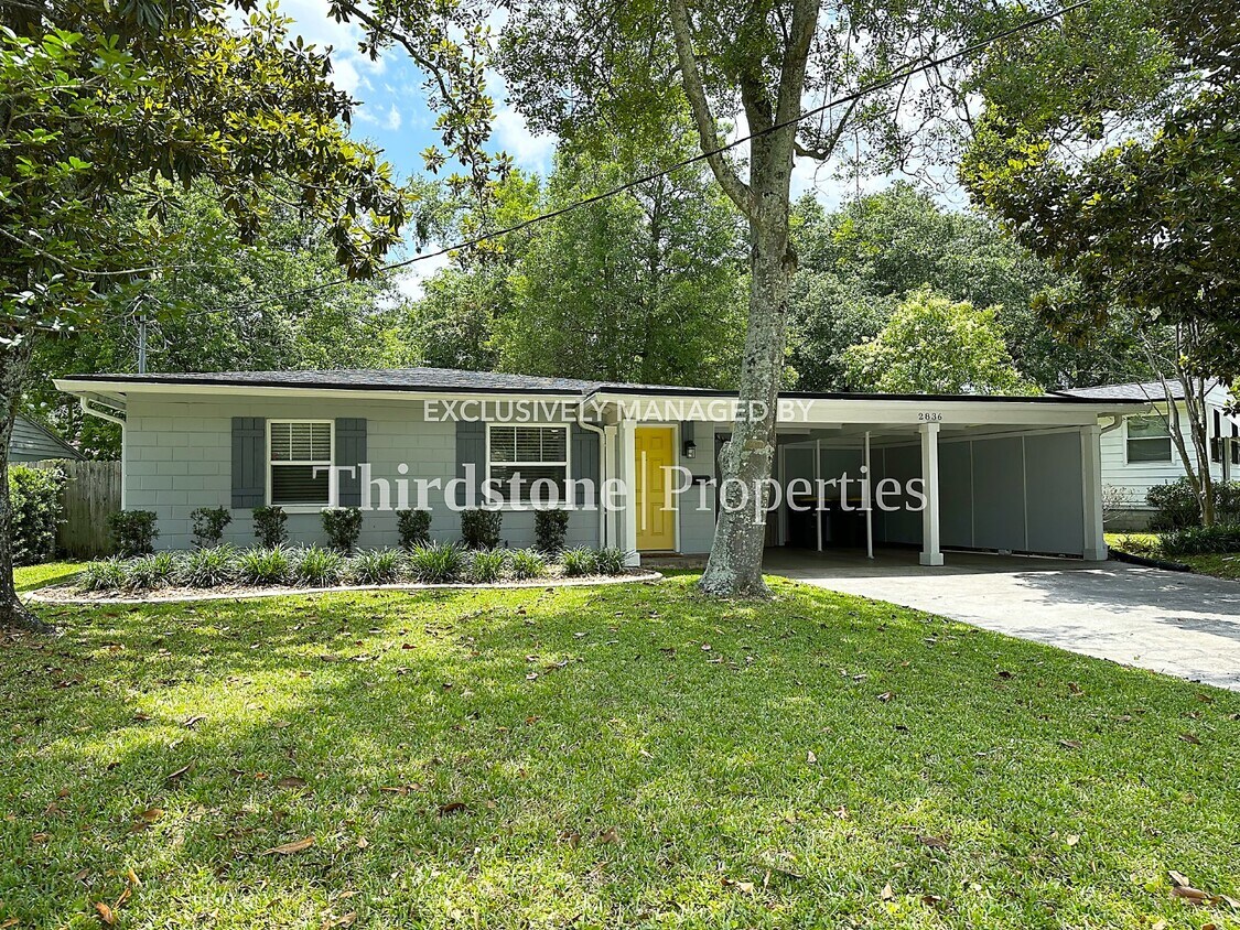 Foto principal - 2836 Ernest St