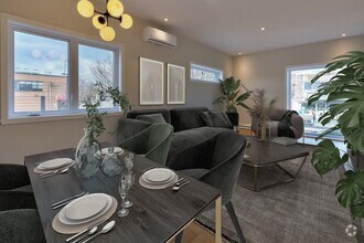 Building Photo - 6554 Av. Azilda