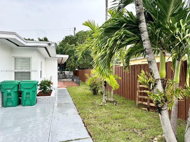 Building Photo - 3461 NW 6th St