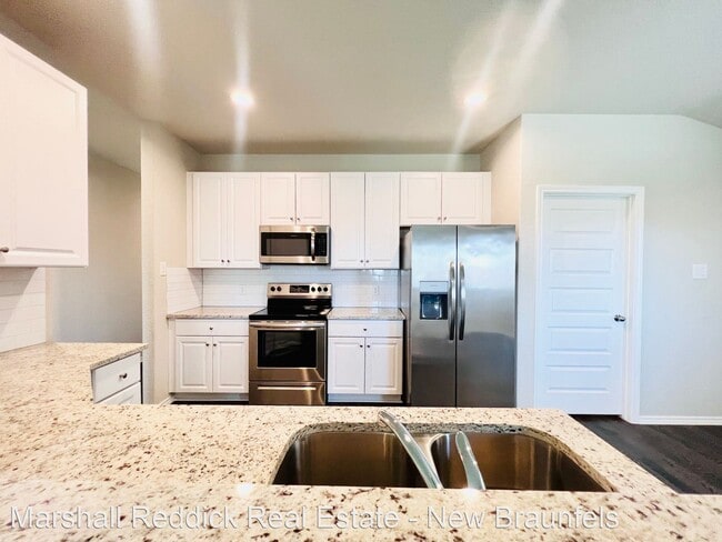 Building Photo - 3 br, 2 bath House - 221 Mossberg Way