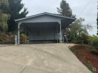 Building Photo - 661 NE Ventura St