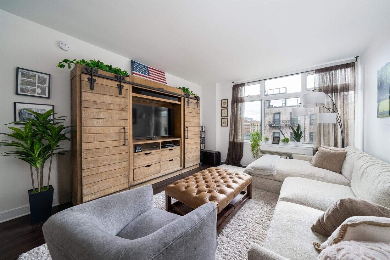 Foto principal - 1450 Washington St