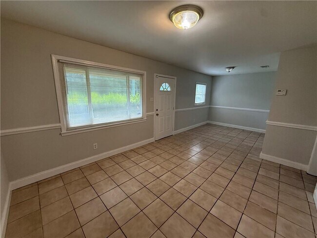 Foto del edificio - 6750 Cheyenne Pkwy