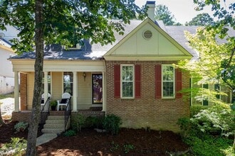 Building Photo - 42 Windsor Ct