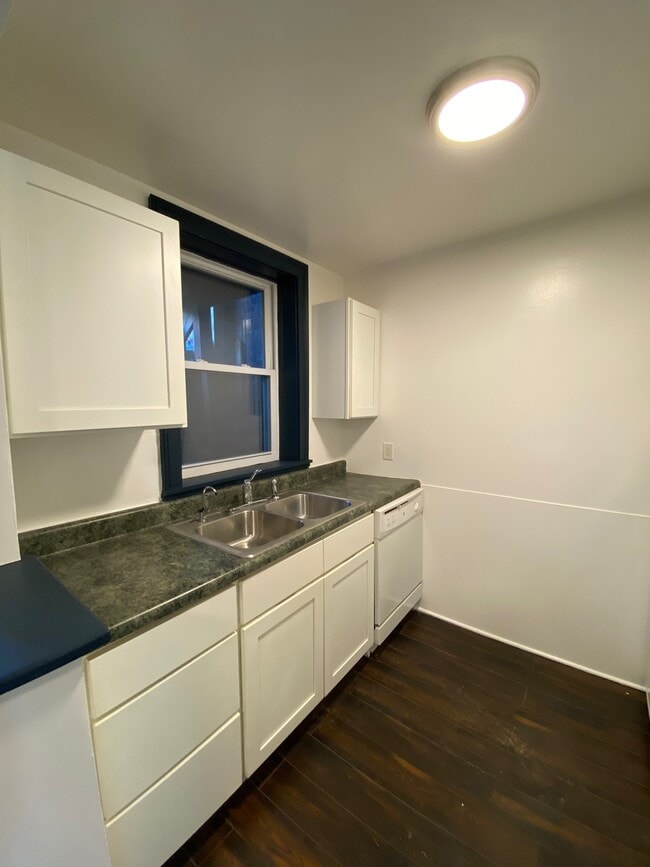 Building Photo - 88 Washington St