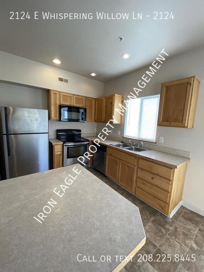 Foto del edificio - 2124 E Whispering Willow Ln