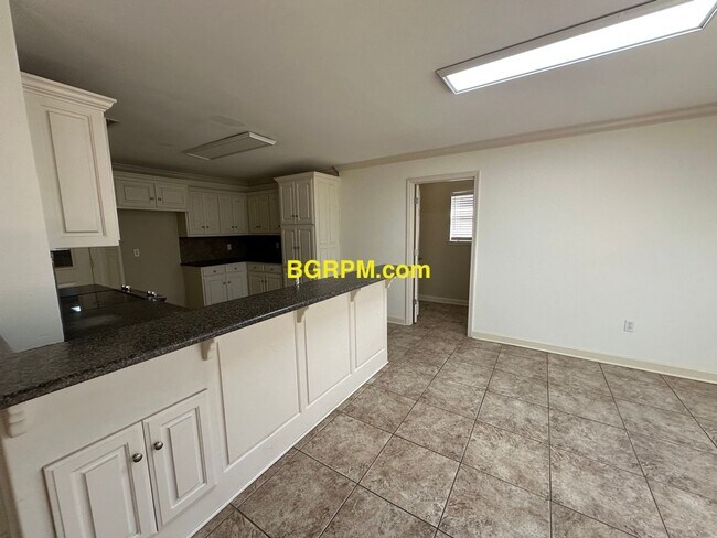 Foto del edificio - 3 Bed 2 Bath in Jacksonville