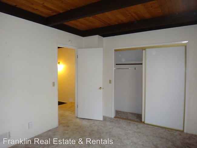 Building Photo - 3342 Tide Ave