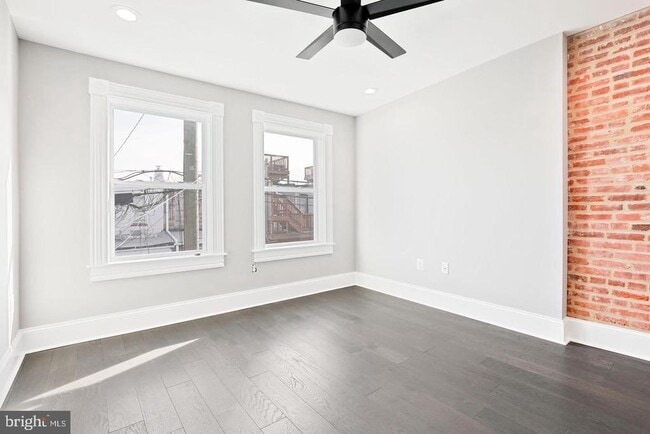 Foto del edificio - 263 S Robinson St