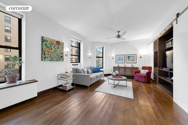 Foto del edificio - 401 W End Ave