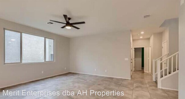 Foto del edificio - 4 br, 2 bath House - 16631 W SIERRA ST