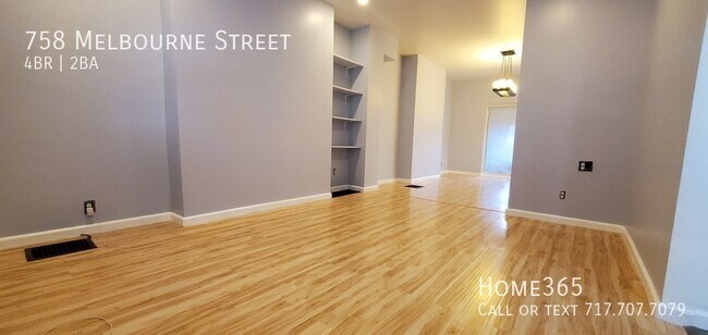 Foto del edificio - Greenfield Spacious 4 Bedroom Home!