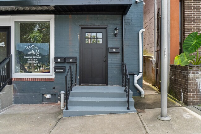 Building Photo - 139 South St