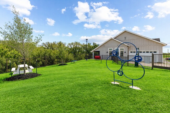 Foto del edificio - Sereno Canyon Falls