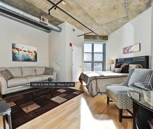 Foto del edificio - 1300 N St NW