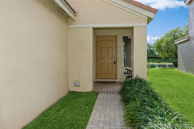Foto del edificio - 4367 Dogwood Cir