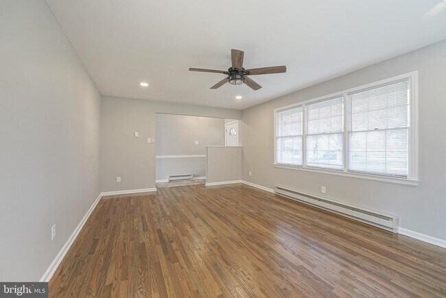 Building Photo - 123 Thies Rd