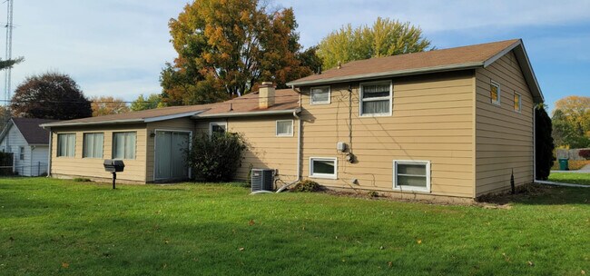 Building Photo - 18220 Chipstead Dr