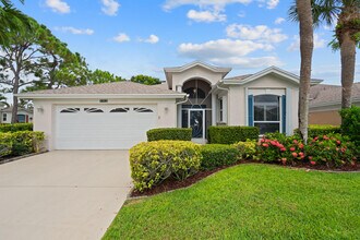 Building Photo - 582 Montevina Dr