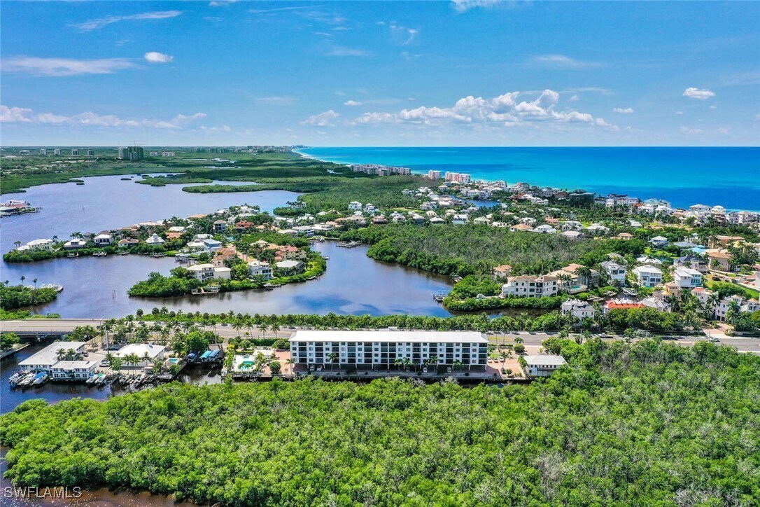 Foto principal - 5220 Bonita Beach Rd SW