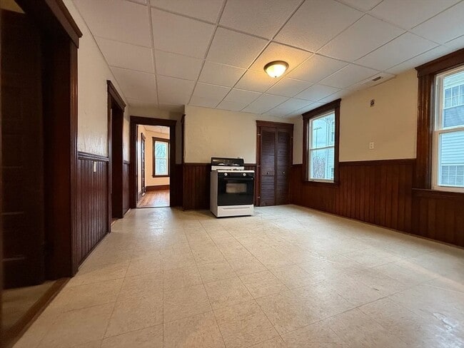 Building Photo - 38 Ames St