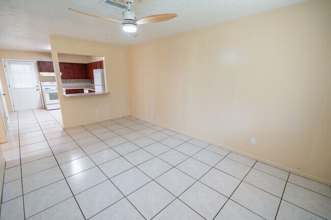 Foto del edificio - 2/1 Duplex in the NW off of Hartsfield Road