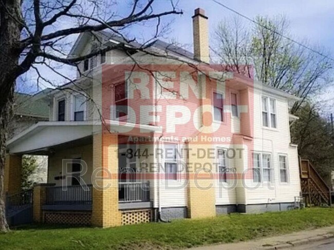Building Photo - 601 E Chandler Ave