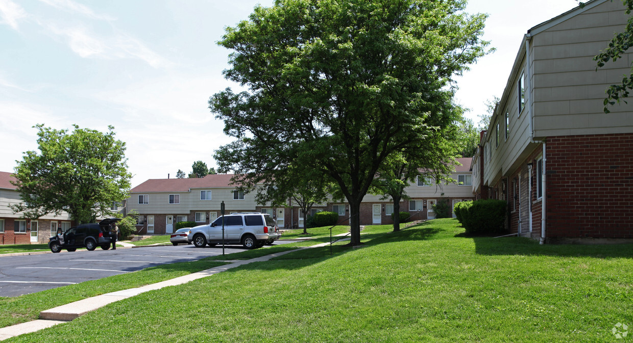 2803 Elgin Avenue - Elgin Townhomes